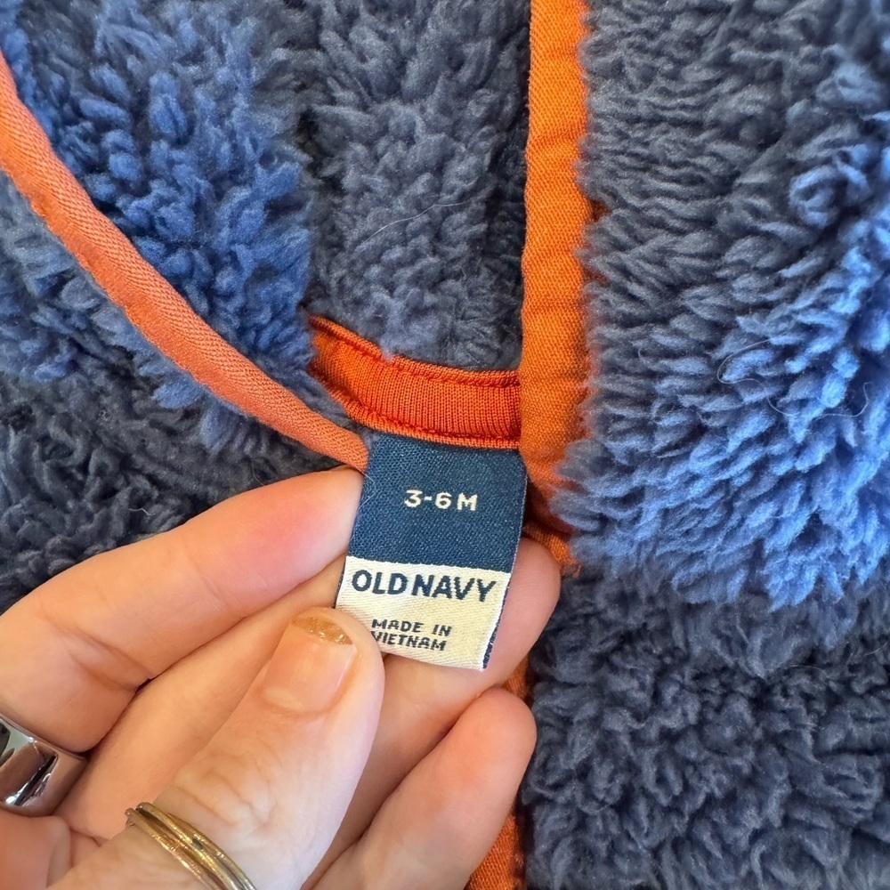 Old Navy 3-6 month Cozy Blue and Navy Kids One Piece - Picture 5 of 8